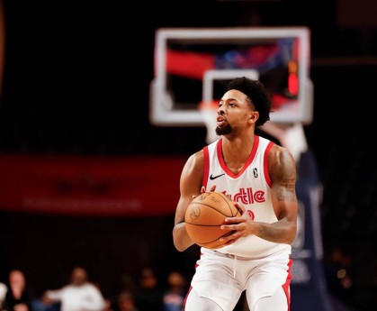 亿博官网-重磅！瓦伦西亚今夜再遭质疑更衣室稳定，孟菲斯灰熊围绕CBA常规赛完成体检的简单介绍